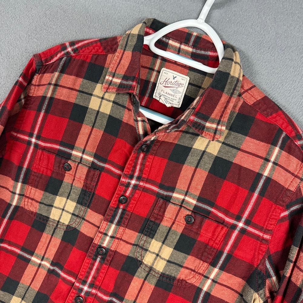 American Eagle Shirt Mens Medium Red Plaid Heritage Flannel Classic Fit Pocket